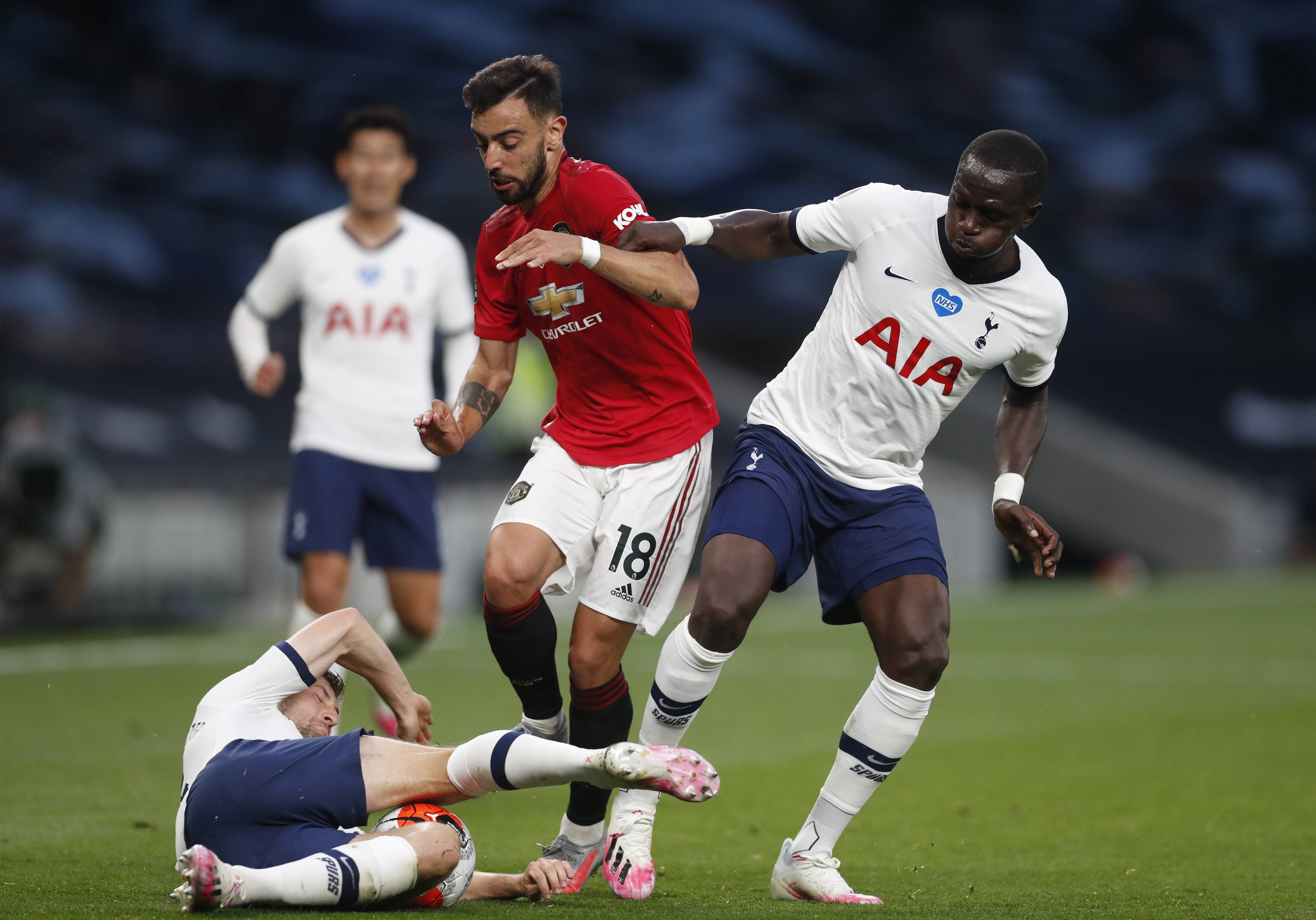 【中超】“田忌赛马”应对魔鬼赛程，梅州客家负于卫冕冠军.