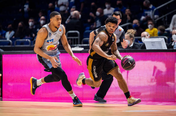 管理层可能 管理层可能