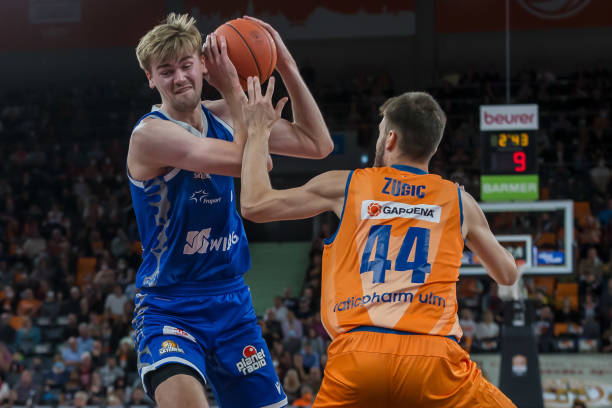 冷的射门技 冷的射门技